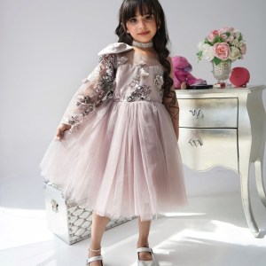 فستان بنأتي لون لحمي يد واحده مورد